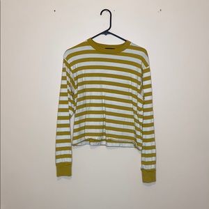 Yellow striped t